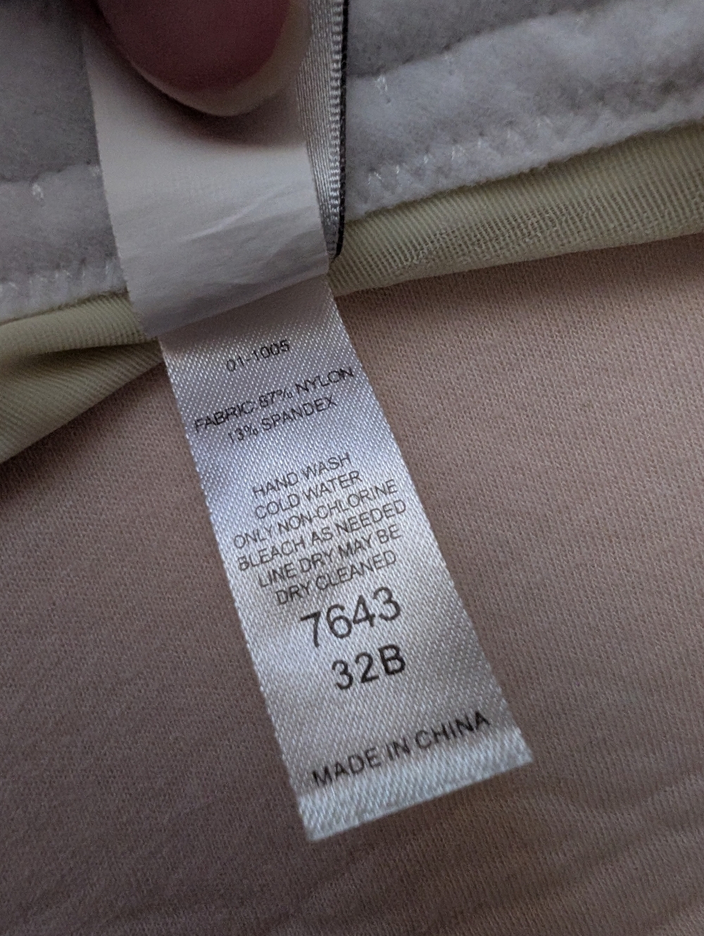 32B David's Bridal Strapless Corset Bra - Picture 3 of 6